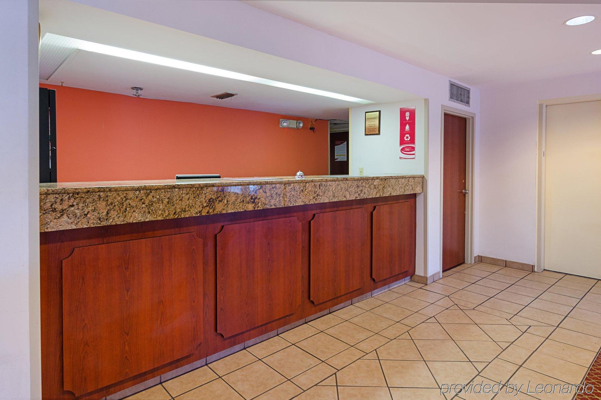 Econo Lodge Inn & Suites Johnson City Εξωτερικό φωτογραφία