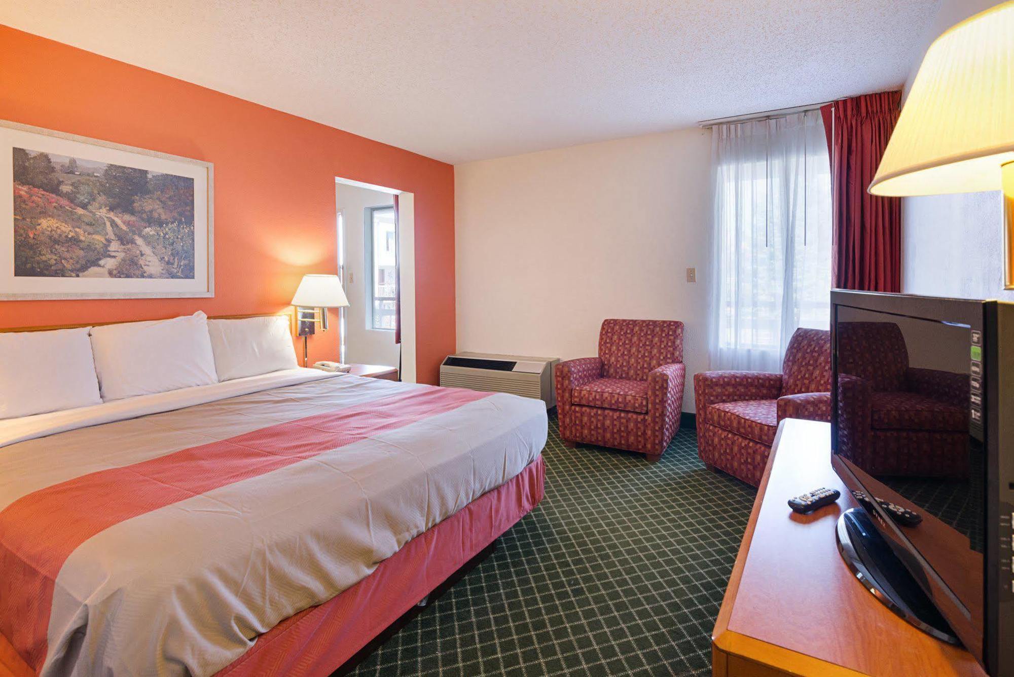Econo Lodge Inn & Suites Johnson City Εξωτερικό φωτογραφία